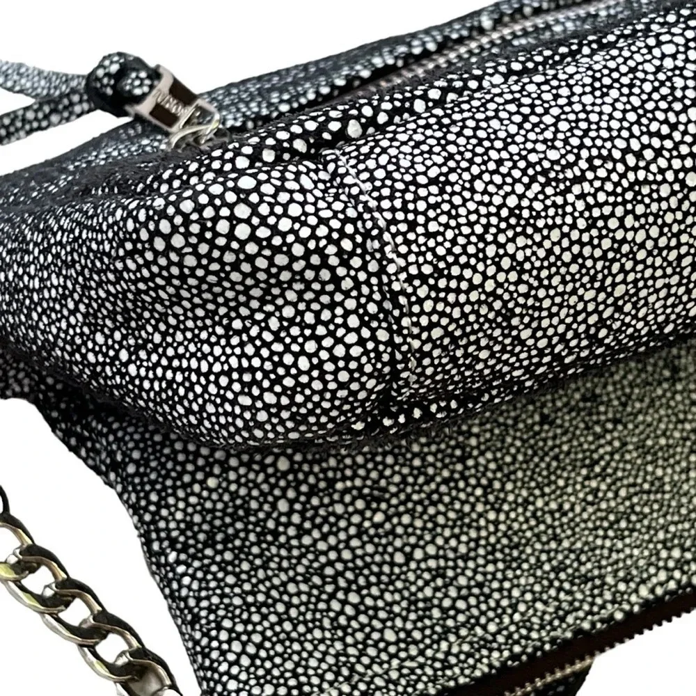 Sorial Black and White Pebbled/Dot Shimmer Crossbody Silver Chain Strap - Picture 7 of 13